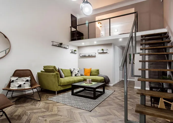 Walk To Nightlife From Elegant And Quiet * Budapest